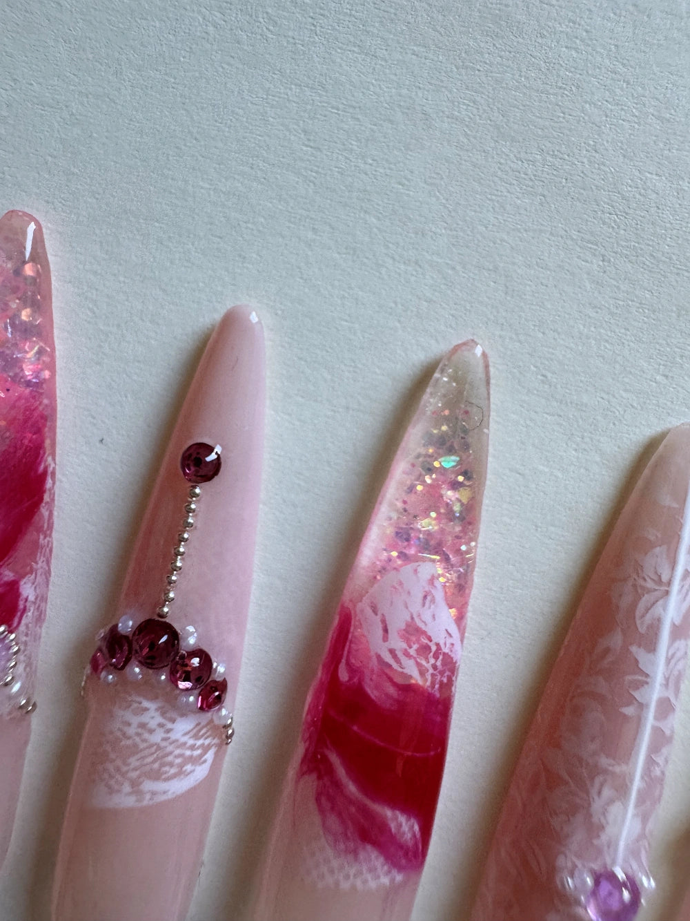 Moon Grace Hand Drawn New Chinese Style Gradient Cheongsam Floral Design Flowing Sand Nail Art