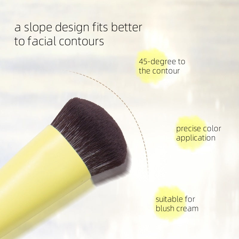 GirlsCrush Blush Brush Single Pack